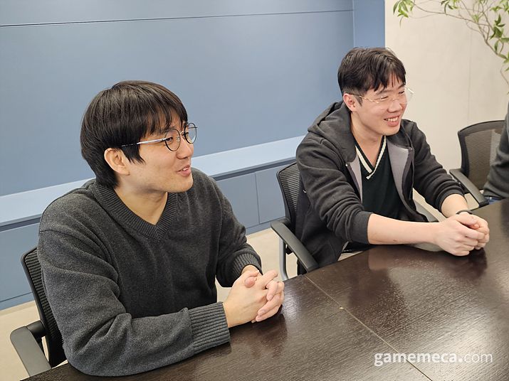 ▲ 장 PD는 향후 업데이트를 통해 선보일 향후 콘텐츠에 대해서도 대략적으로 설명했다 (사진제공: 웹젠)