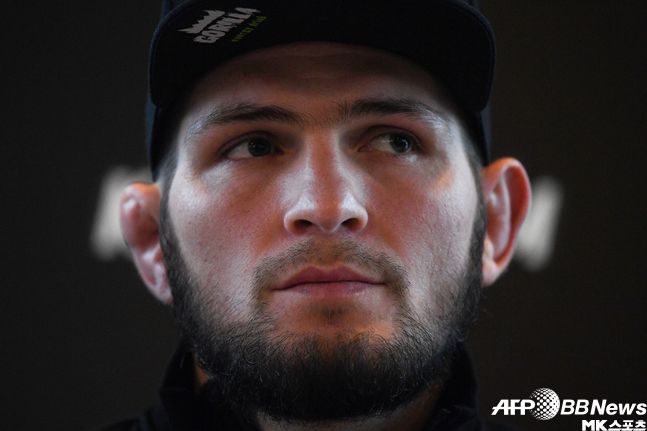 하빕 누르마고메도프(사진)가 저스틴 게이치를 꺾고 종합격투기 29연승에 성공했다. 사진=AFPBBNews=News1