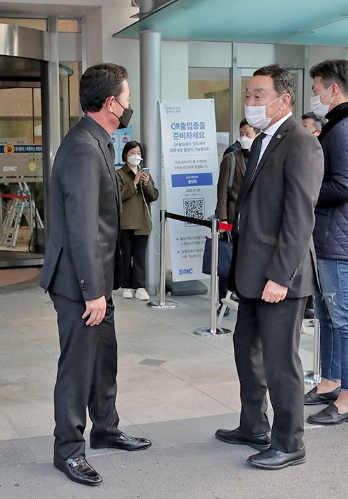 강욱순 골프아카데미 강욱순 대표이사, 구자철 한국프로골프협회장(왼쪽부터). 사진=KPGA 제공