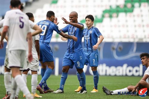 울산 현대는 27일(현지시간) 열린 2020 AFC 챔피언스리그 조별리그 F조 4차전에서 퍼스 글로리를 2-0으로 이겼다. 사진=한국프로축구연맹 제공