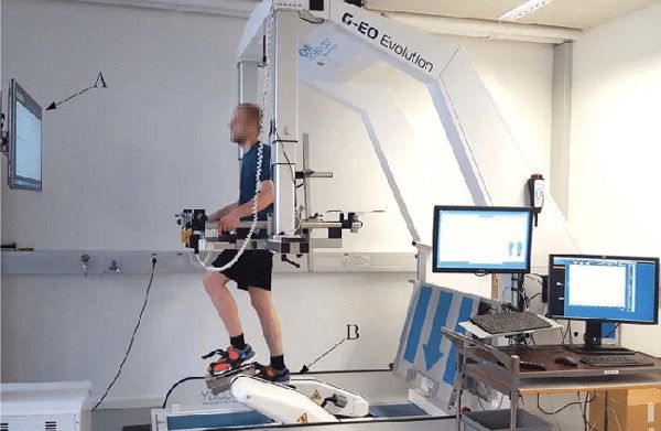 리하 테크놀로지에서 개발한 엔드 이펙터 방식의 보행 재활 시스템 `G-EO 시스템`을 환자가 사용하고 있다. [사진 제공 = 크리에이티브 커먼스]