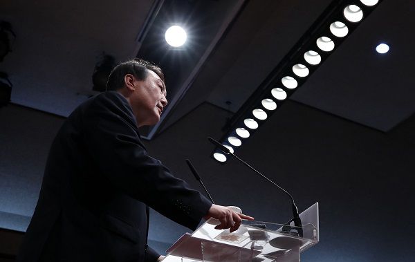 윤석열 전 검찰총장이 29일 서울 서초구 매헌 윤봉길 의사 기념관에서 대선 출마를 선언하고 있다.     [한주형 기자]