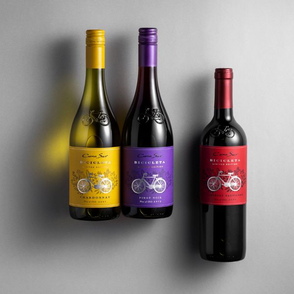'자전거 와인'으로 불리는 '비씨클레타' 와인. 이 제품은 칠레에 위치한 탄소배출 0% 인증 와이너리 코노수르에서 제조됐다. [사진 제공 = 신세계엘앤비]