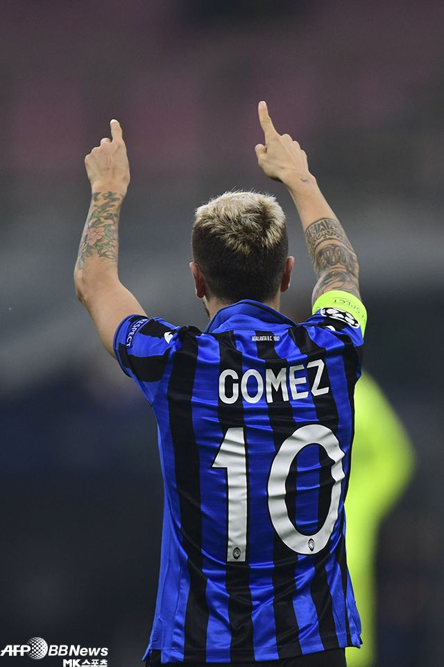 파푸 고메스가 유럽축구연맹 챔피언스리그 올스타로 뽑힌 2019-20시즌 아탈란타(이탈리아) 소속으로 디나모 자그레브(크로아티아)와 조별리그 경기에서 득점한 후 기뻐하고 있다. 사진=AFPBBNews=News1