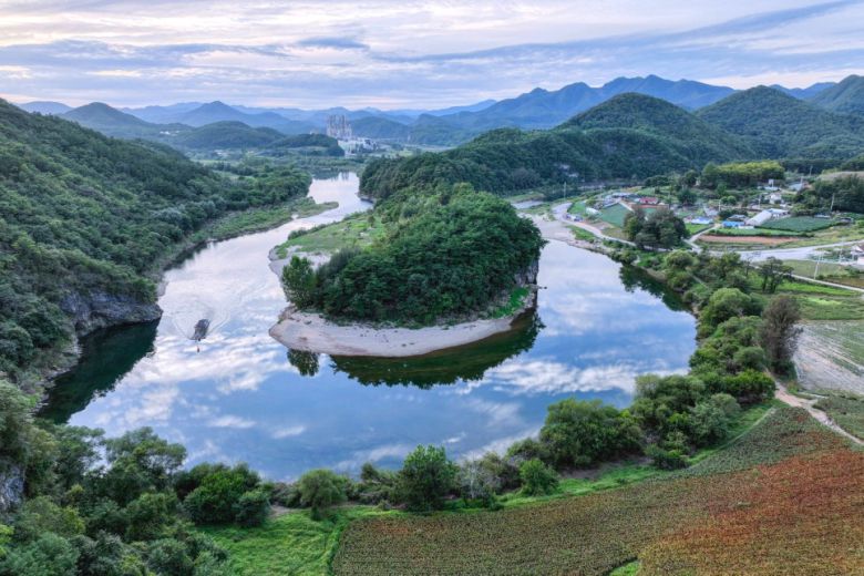 한반도지형.  /사진= 강예신 여행+ 기자