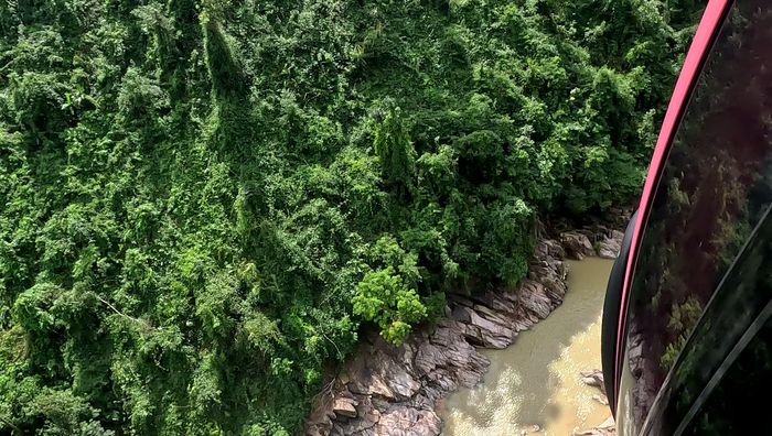 바나 힐 케이블카 탑승  / 사진 = 정윤지 여행+ 기자