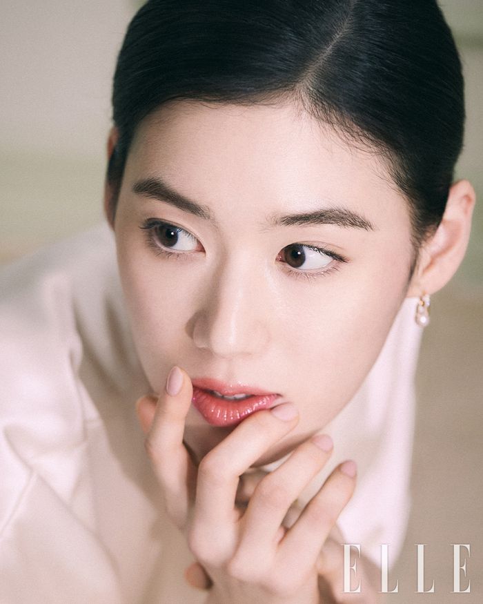 정은채 화보가 공개됐다.사진=엘르 제공