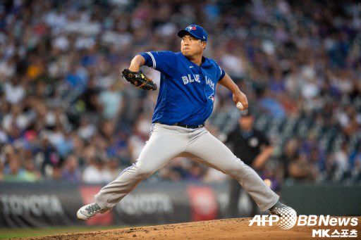 류현진은 이날 5이닝 2실점 호투했다. 사진(美 덴버)=ⓒAFPBBNews = News1