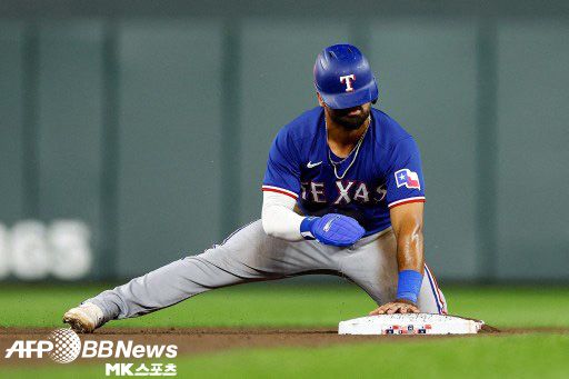 에제키엘 듀란은 좌완 류현진 상대로 선발 출전 기회를 잡았다. 사진=ⓒAFPBBNews = News1