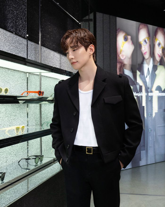 방콕 엠콰티어의 젠틀 몬스터 개점 행사에 참석한 가수 겸 배우 이준호. [사진 출처=젠틀 몬스터]