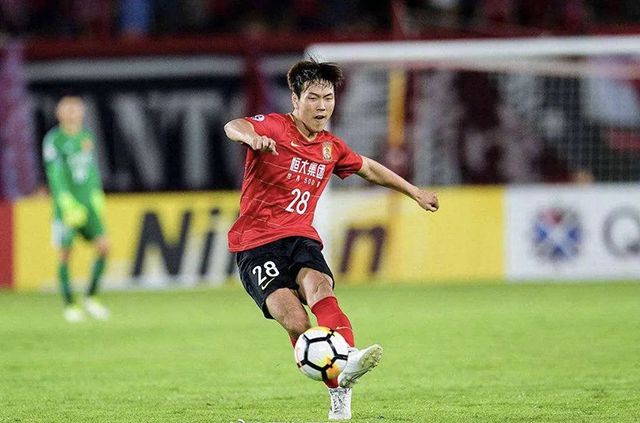 중국프로축구 슈퍼리그 시절 김영권. 사진=광저우FC