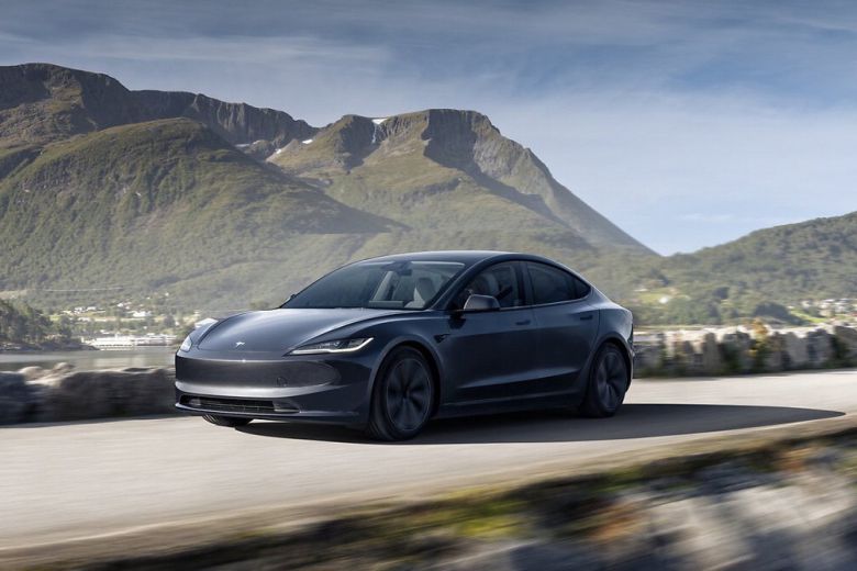 테슬라 '모델3 하이랜드'