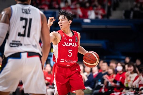 순수 아시아 1강 일본이 ‘복병’ 괌에 고전한 끝에 서전을 승리했다. 사진=FIBA 제공