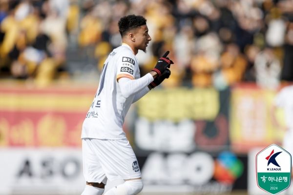 린가드는 K리그 데뷔 전을 치렀지만 웃지 못했다. 사진=한국프로축구연맹 제공