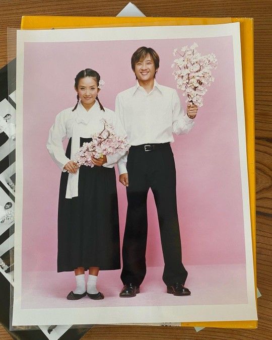 평소 故 최진실과 故 최진영은 우애가 돈독한 남매로 잘 알려져있었다. / 사진 = 조선희 작가 SNS