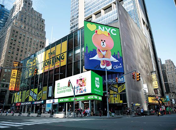 네이버 라인 웹툰 미국 뉴욕 전광판 광고