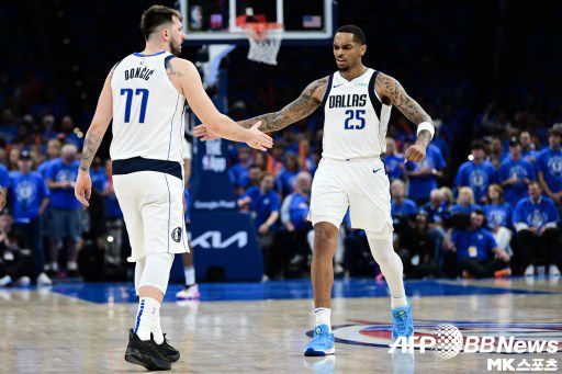댈러스가 2차전에서 반격했다. 사진(美 오클라호마시티)=ⓒAFPBBNews = News1