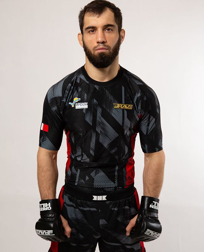 브레이브는 2024년 상반기 기준 세계랭킹 파이터 53명 보유한 글로벌 13위 규모 종합격투기 단체다. 카밀 마고메도프 BRAVE 프로필.