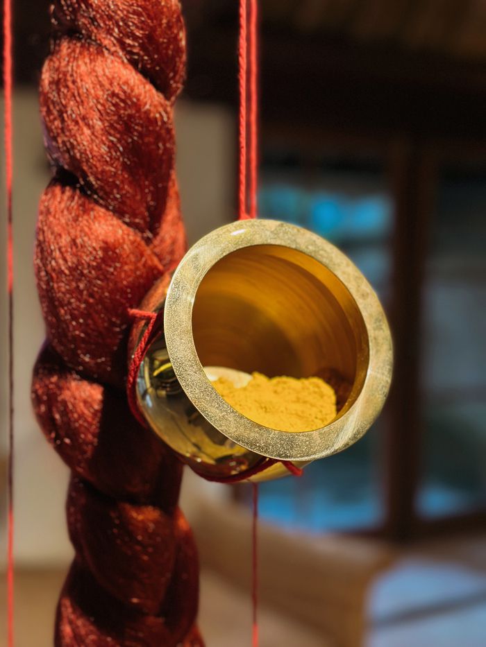 라이브러리 안에 전시한 인도네시아 향신료 / 사진=권효정 기자