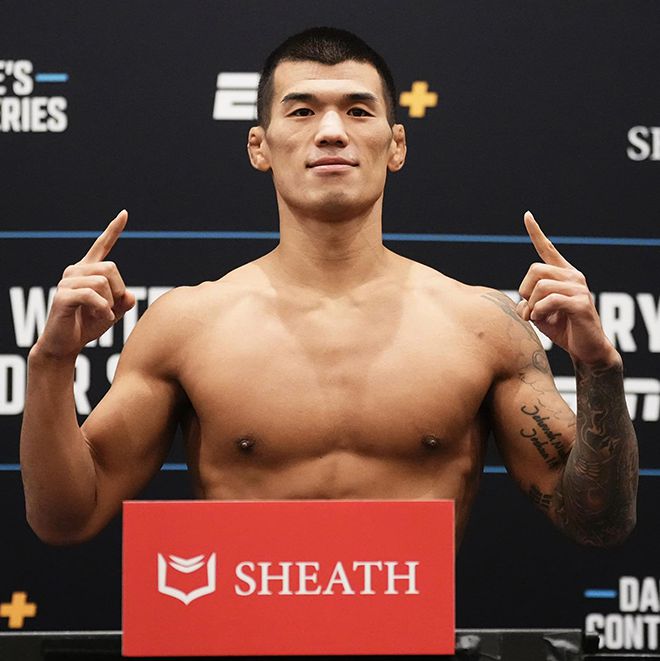 ‘컨텐더 시리즈’ 시즌8 4주차 메인이벤트 계체를 통과하는 고석현. 사진=TKO