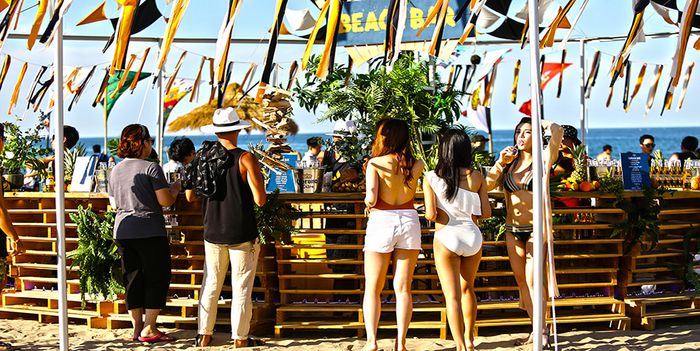 서피비치를 찾은 방문객들 / 사진=서피비치 홈페이지