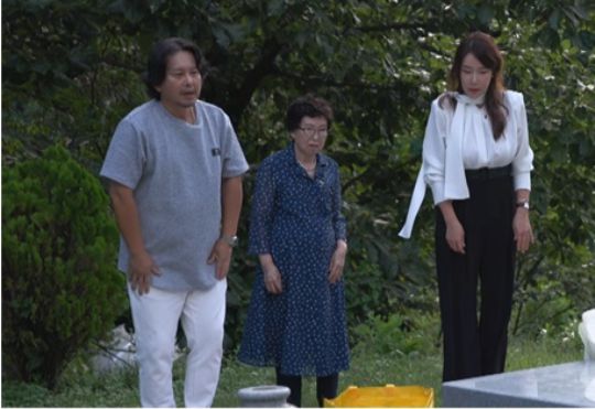 배우 윤기원이 11살 연하 아내와 첫 만남 스토리를 공개한다.사진=TV조선 제공