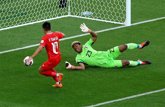 스즈키 자이온(23번)이 제18회 아시아축구연맹 아시안컵 24강 D조 베트남전 일본 실점을 허용하고 있다. 사진=REUTERS=연합뉴스 제공