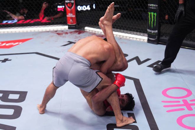 키에란딥 싱 사호타는 Road to UFC 시즌3 플라이급 4강에서 3분 18초 동안 그래플링 컨트롤을 당했다. 사진=TKO