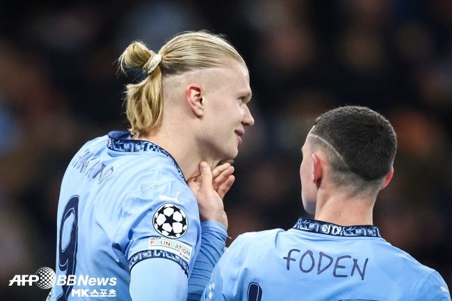 맨체스터 시티가 5연패를 끊어냈지만, 승리를 지키지 못했다. 황인범의 소속팀 페예노르트를 상대로 3-0으로 앞서가다 내리 3골을 헌납하며 3-3 무승부로 경기를 끝마쳤다. 사진(잉글랜드 맨체스터)=ⓒAFPBBNews = News1