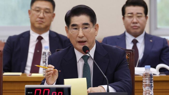 질의에 답하는 김용현 전 국방부장관. [사진출처 = 연합뉴스]