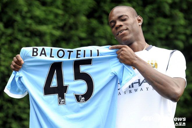 마리오 발로텔리는 한때 맨체스터 시티 주전 스트라이커였다. 사진=AFPBBNews=News1