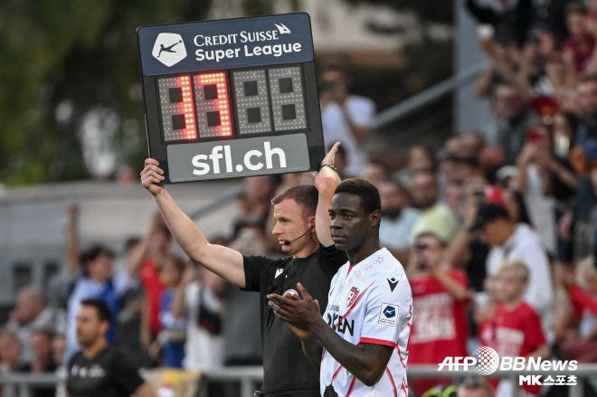 발로텔리는 올 시즌 이탈리아 세리에 A 6경기에서 총 57분 뛰었다. 모두 교체 출전이다. 발로텔리가 그라운드를 밟은 건 지난해 12월 21일 SSC 나폴리전이 마지막이다. 발로텔리는 이날 교체로 7분 뛰었다. 사진=AFPBBNews=News1