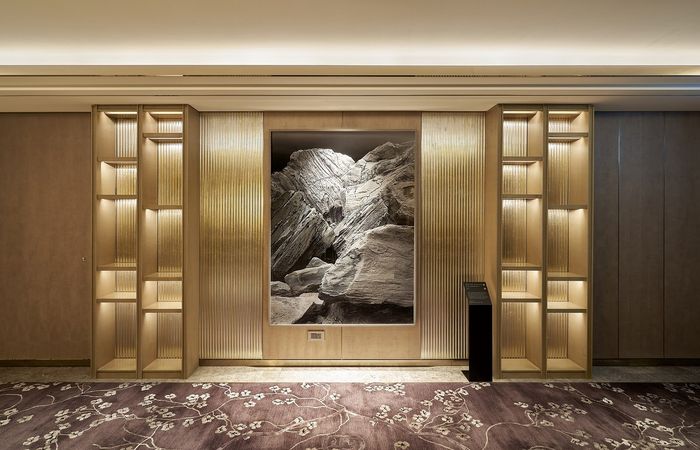 박형근 작가 ‘유동성의 지형학_jeju-13’ / 사진 = 롯데호텔앤리조트