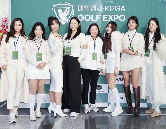 좌부터 위드엔젤 골프단 유하은, 박유라, 김세진, 김현주, 윤자영, 정혜림, 현혜지, 차유