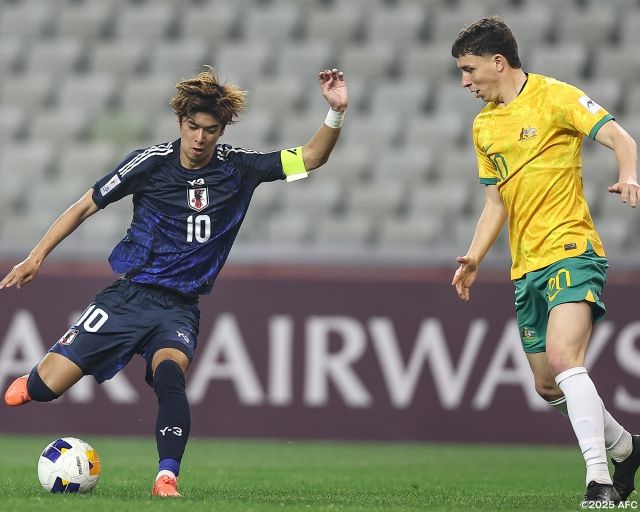 일본의 10번 오제키는 날카로운 중거리 슈팅을 시도했으나 골대를 강타했다. 사진=일본축구협회 SNS