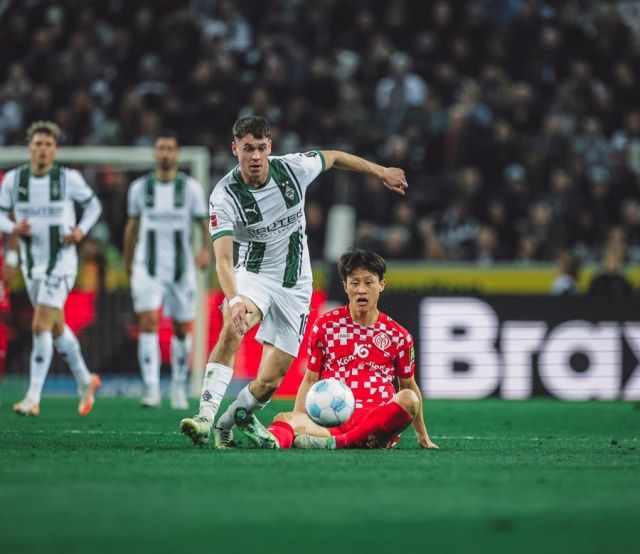 이재성은 묀헨글라트바흐 원정서 그라운드 모든 곳에서 활약했다. 사진=마인츠 SNS