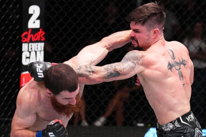 3개 단체 웰터급 챔피언 트레버 피크가 2024년 9월 미국 네바다주 엔터프라이즈 UFC on ESPN+ 100 라이트급 경기를 치르고 있다. 사진=TKO