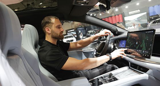 중국 전기차 1위 기업인 BYD도 자율주행 기술에 중국 스타트업이 개발한 생성형 인공지능(AI) ‘딥시크’를 도입키로 했다. <사진 연합뉴스>