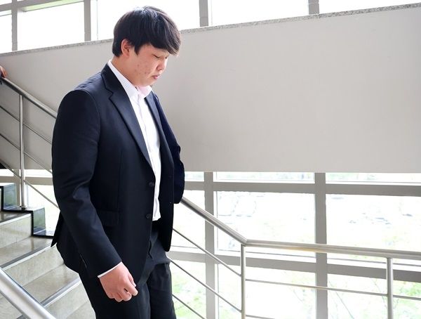 성범죄로 KBO리그서 무기실격 처분을 받은 서준원이 독립야구단에 입단해 논란을 빚고 있다. 사진=연합뉴스 제공