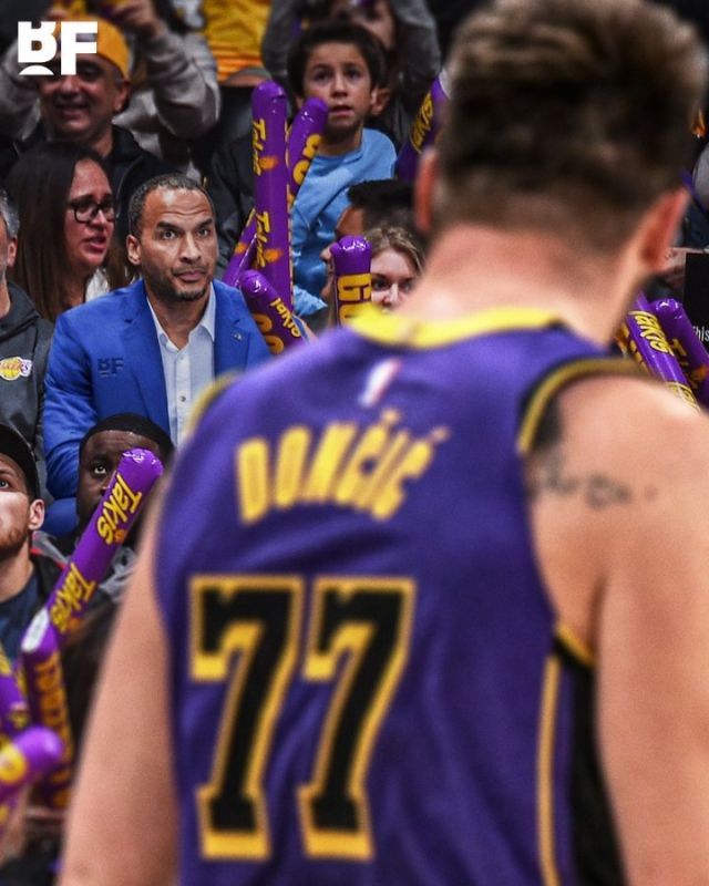 니코 해리슨 단장은 이제는 LA 레이커스 맨이 된 루카 돈치치의 활약을 그대로 지켜봤다. 그리고 팬들이 외치는 ‘니코 나가!’도 간신히 외면했다. 사진=바스켓볼 포에버 SNS