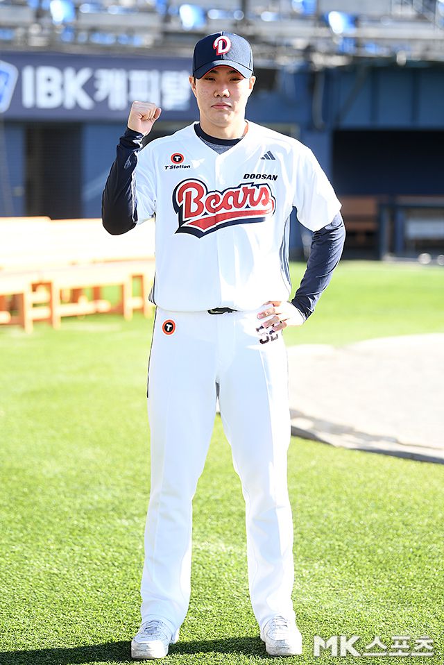 11일 경기를 앞두고 1군의 부름을 받은 박준순. 사진=천정환 기자