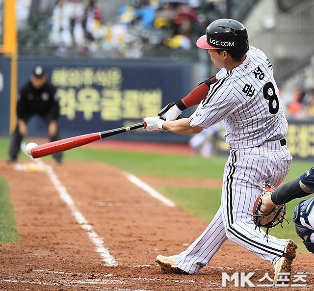 최근 물오른 클러치 능력을 선보이고 있는 문성주. 사진=천정환 기자