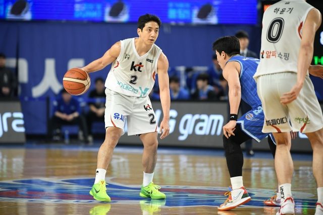 대단했던 하루다. 허훈의 손끝은 뜨거웠다. 원 가드, 투 가드를 가리지 않고 한국가스공사의 집중 수비를 넘어 연신 미드레인지 점퍼를 성공시켰다. 기복도 없었다. 1, 2, 3, 4쿼터 모두 가장 큰 존재감을 발휘했다. 사진=KBL 제공