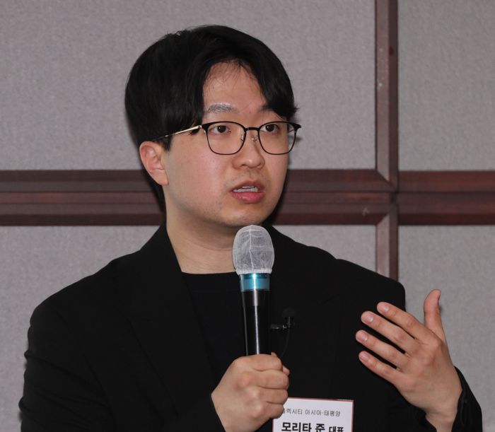 모리타 준 퍼블릭시티 대표가 지난 15일 열린 매경이코노미스트클럽 행사에서 강연하고 있다. [이충우 기자]
