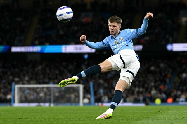 과르디올라 감독은 “맥아티의 나이를 보면, 그가 팀에 남았으면 한다. 그랬으면 좋겠다. 물론 선수들은 더 많은 출전 시간을 원한다. 맥아티는 아카데미 출신이고 우리 팀의 전술에 대해 잘 알고 있다”며 “인성도 좋고 훈련 태도도 좋다. 다양한 포지션을 소화할 수 있다. 다만 다음 시즌 스쿼드가 어떻게 될지는 모르겠다. 지켜봐야 한다”고 바라봤다. 사진=AFP=연합뉴스