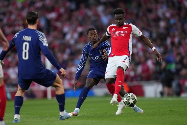 아스날 에이스 사카는 안방 패배를 막지 못했다. 레알 마드리드도 잡아낸 그들이 PSG에 무너진 것이다. 사진=AP=연합뉴스