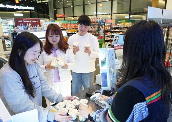 세븐일레븐이 직소싱한 ‘저지우유푸딩’. [사진 = 세븐일레븐 제공]