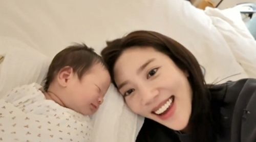 가수 겸 배우 손담비가 두 번째 시험관 시도 끝에 딸 ‘해이’를 품에 안았다.  사진=우리 아기가 태어났어요