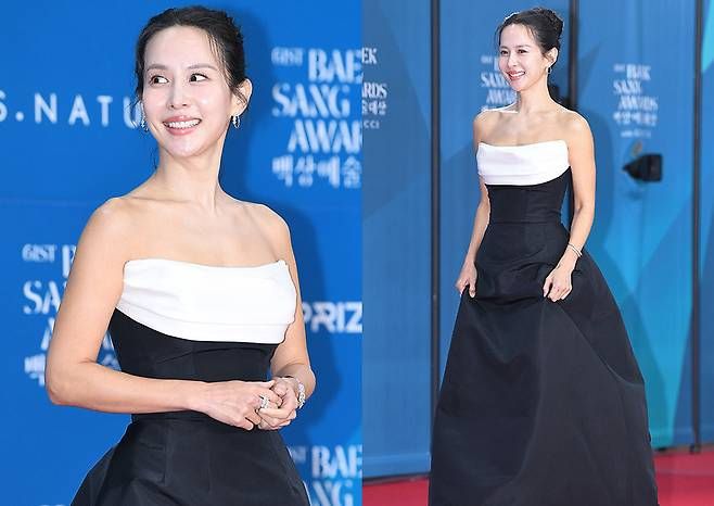 조여정은 절제된 흑백 룩 하나로 강렬한 존재감을 남기며 또 한 번 레드카펫을 장악했다.사진=천정환 기자