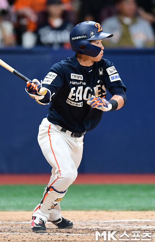 황영묵이 9일 고척 키움전에서 1타점 적시 내야 안타를 치고있다. 사진(고척 서울)=김재현 기자